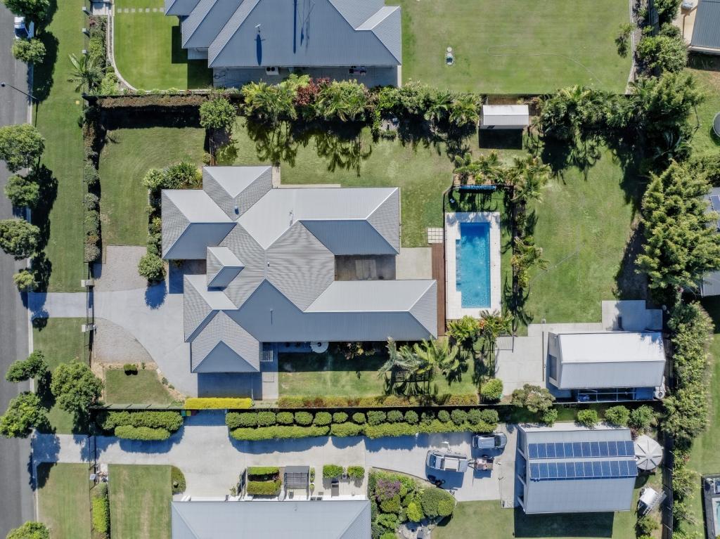 44 Bonato Rd, Glass House Mountains, QLD 4518