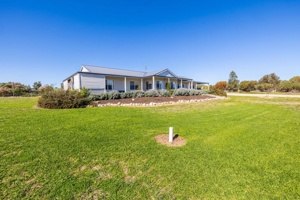 348 Hakea Ct, Nilgen, WA 6044