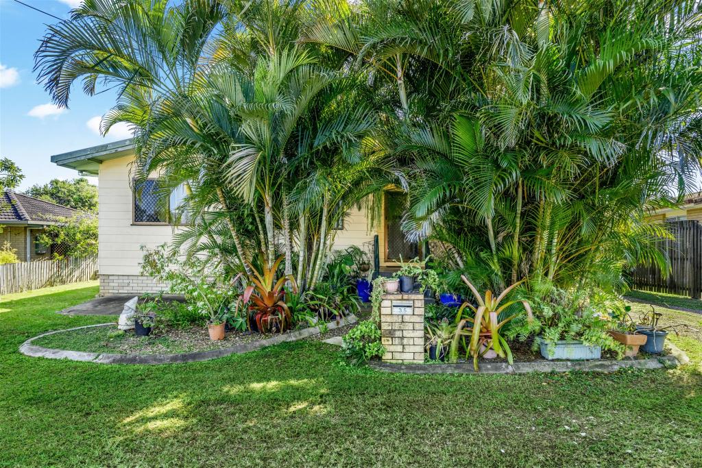 35 Corser St, Point Vernon, QLD 4655