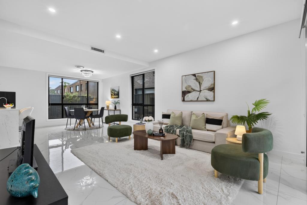 127 Burdekin Rd, Quakers Hill, NSW 2763