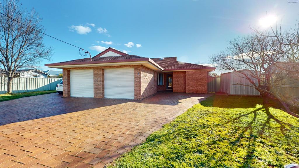 2 Carrington Sq, Dubbo, NSW 2830