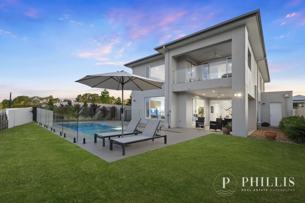 9202 Peter Senior Dr, Hope Island, QLD 4212