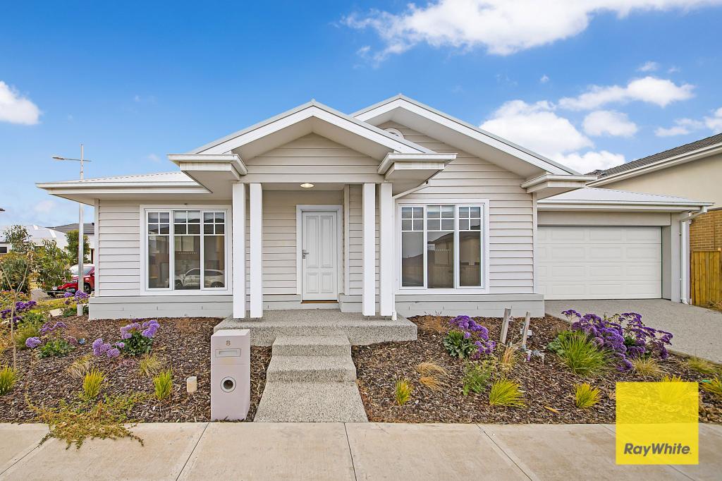 8 Pittsford Rd, Manor Lakes, VIC 3024