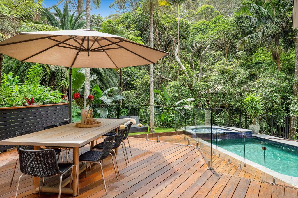 4 Easter Pde, North Avoca, NSW 2260