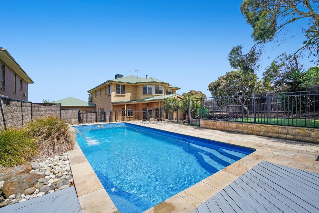 5 Edinburgh Ct, Greenvale, VIC 3059