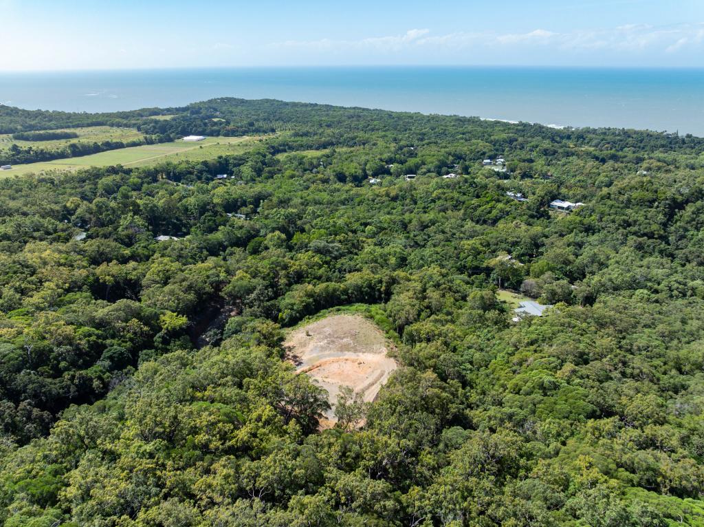 8 Milton Tce, Oak Beach, QLD 4877