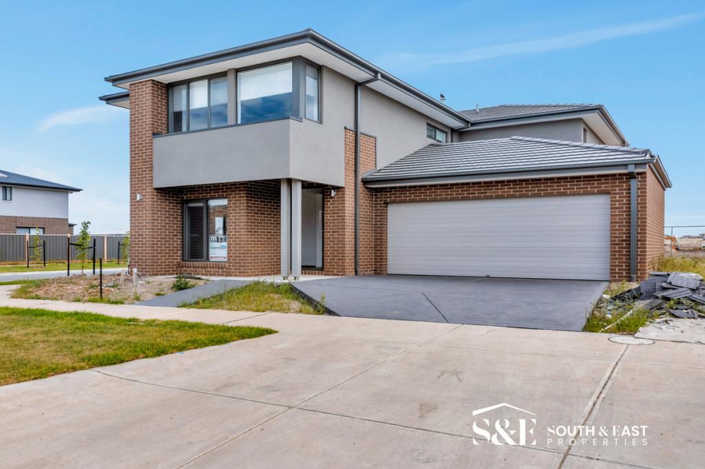 75 Fairground Prom, Berwick, VIC 3806