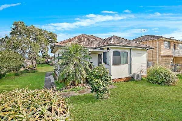 56 HILL END RD, DOONSIDE, NSW 2767