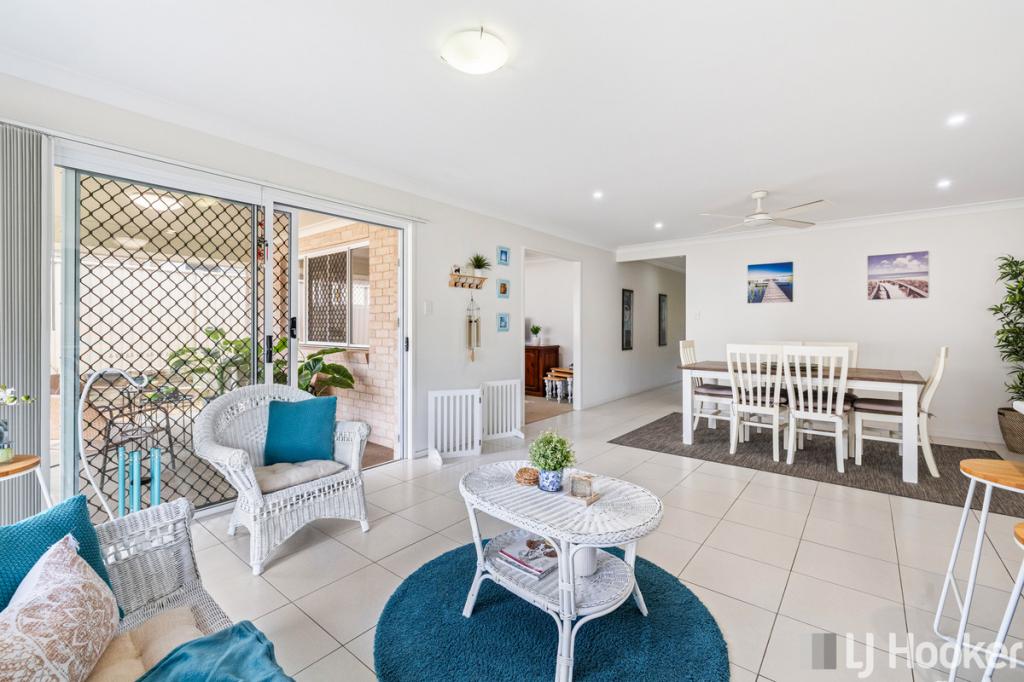 9 Lancaster Cct, Redland Bay, QLD 4165