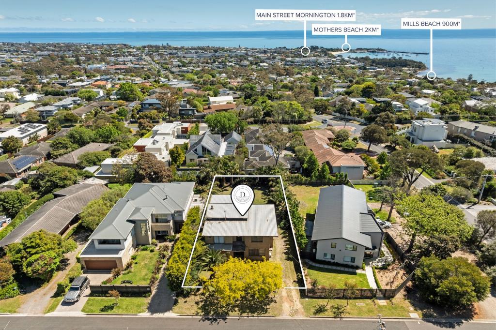 4 BUTLER AVE, MORNINGTON, VIC 3931