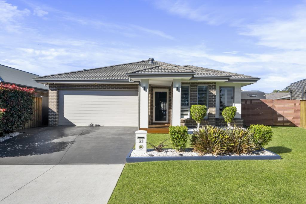 21 FRANKLIN GR, ORAN PARK, NSW 2570