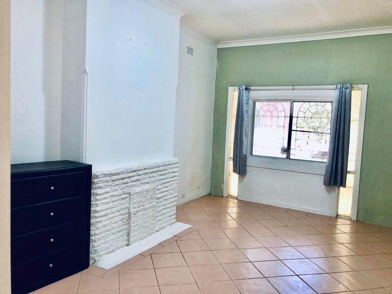 68 Taylor St, Lakemba, NSW 2195