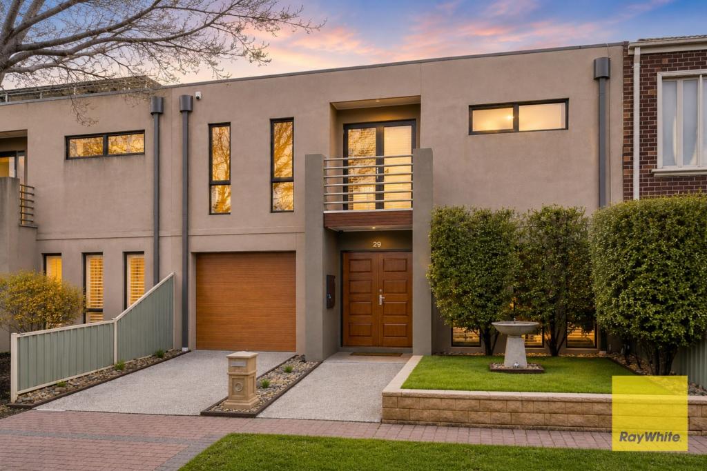 29 HYDE PARK TCE, POINT COOK, VIC 3030