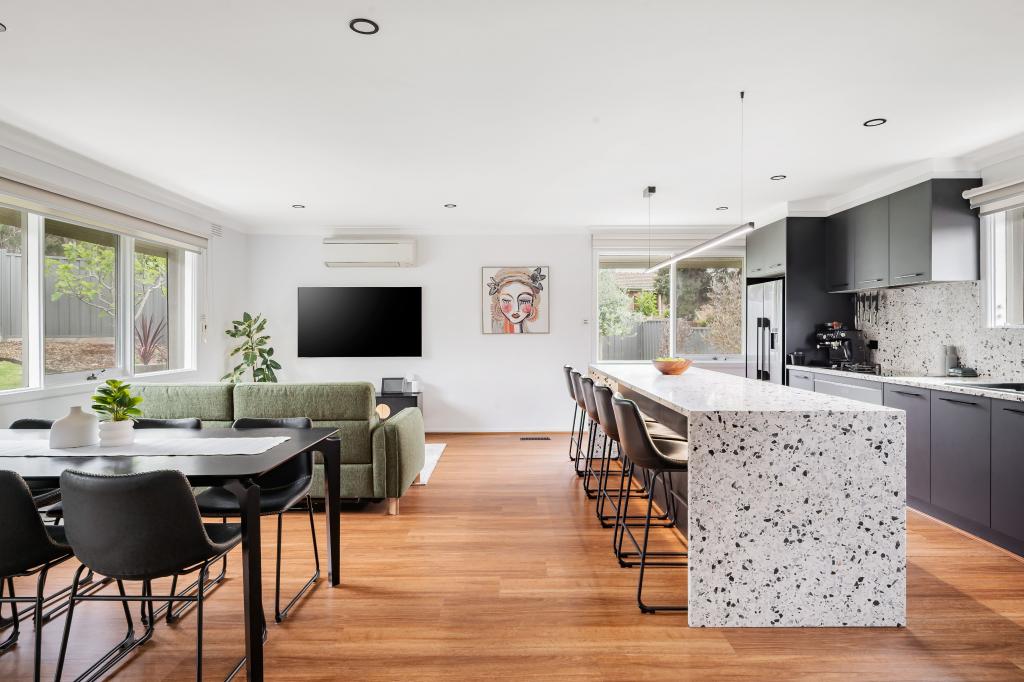 2 Pavey Ct, Macleod, VIC 3085