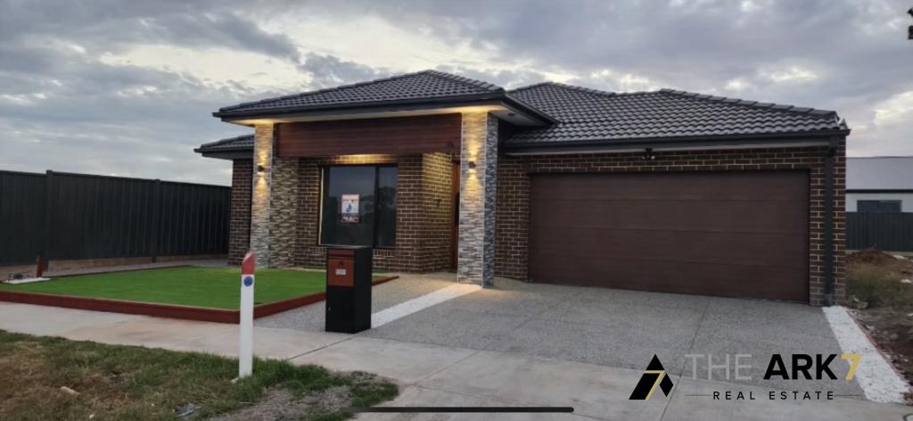 76 Uplands Cres, Melton South, VIC 3338
