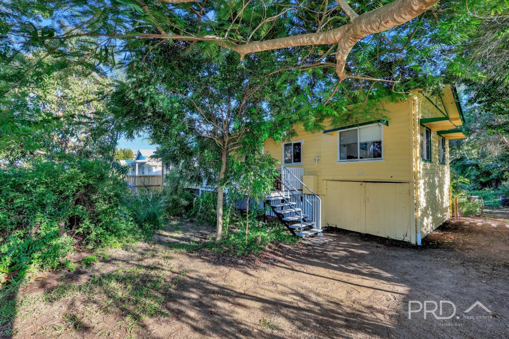 25 King St, Urangan, QLD 4655