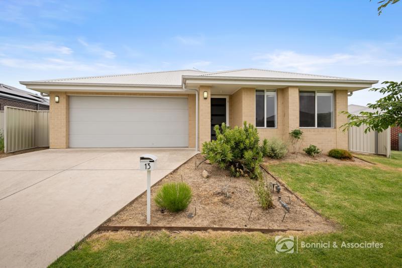 13 Roper St, West Wodonga, VIC 3690