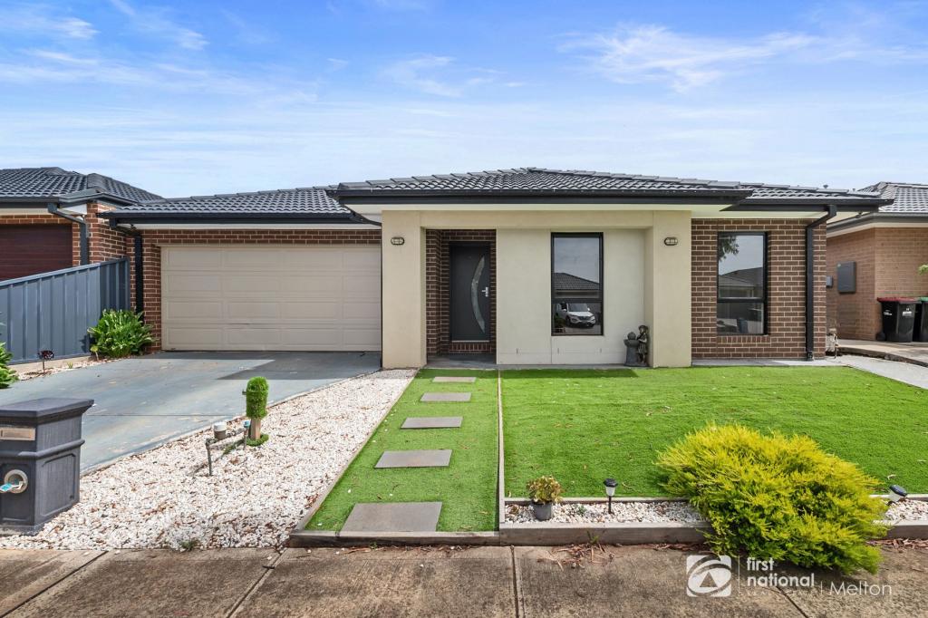 16 Guthrie Dr, Melton South, VIC 3338