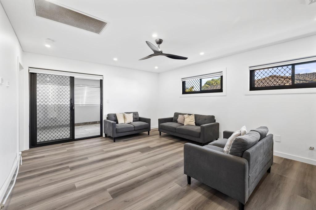 35 Pomona St, Greenacre, NSW 2190