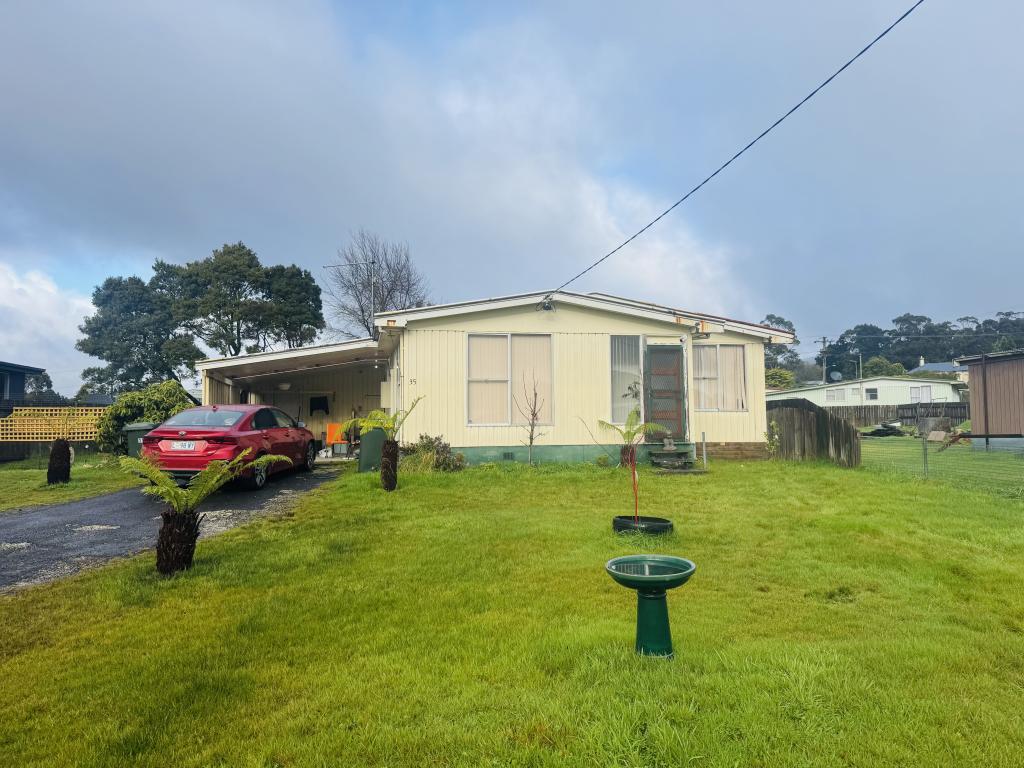 35 Main St, Zeehan, TAS 7469