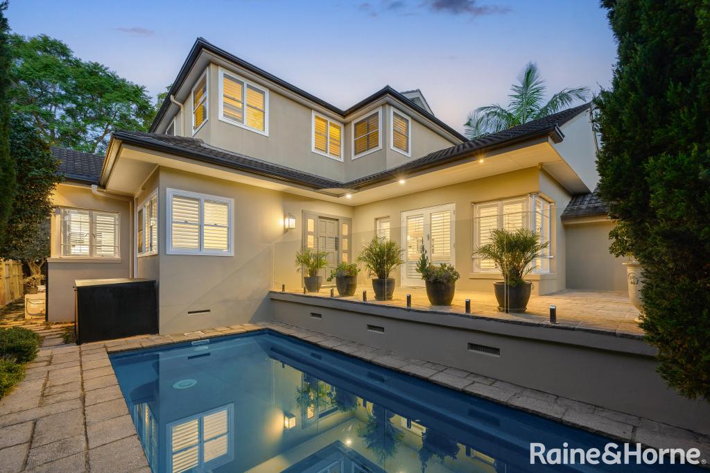 11 Benaroon Ave, St Ives, NSW 2075