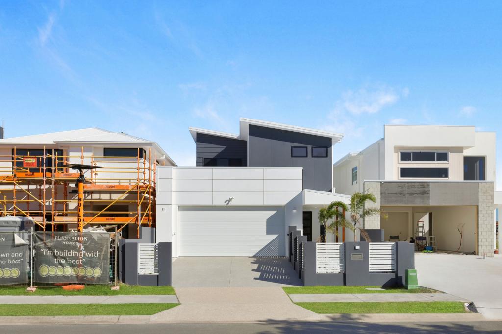 60 MARINA PDE, JACOBS WELL, QLD 4208