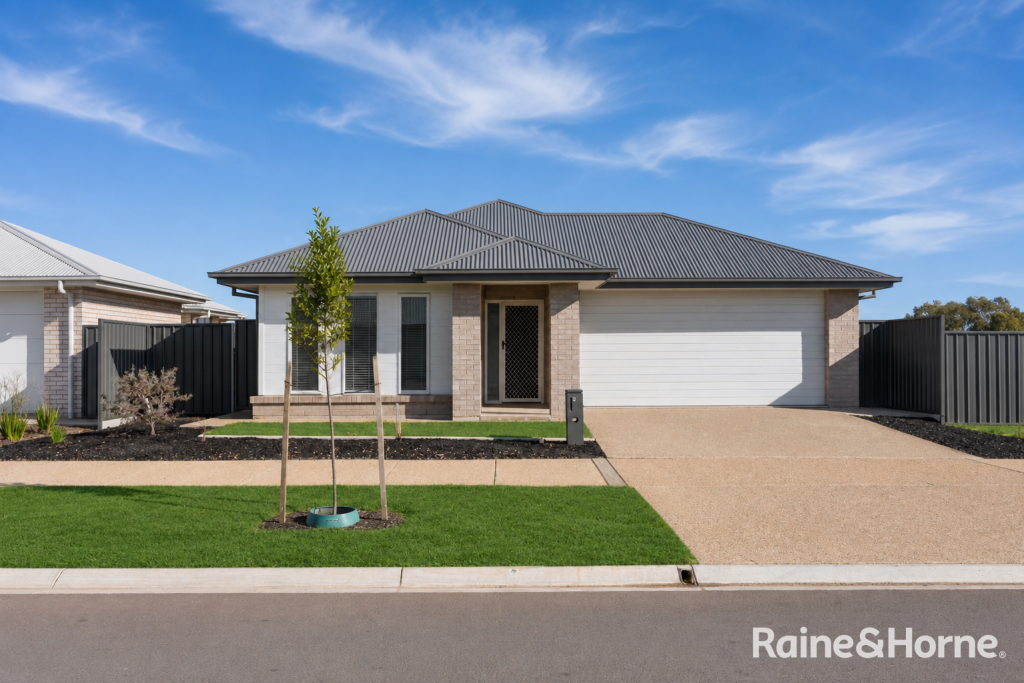 4 Christopher Way, Evanston Gardens, SA 5116