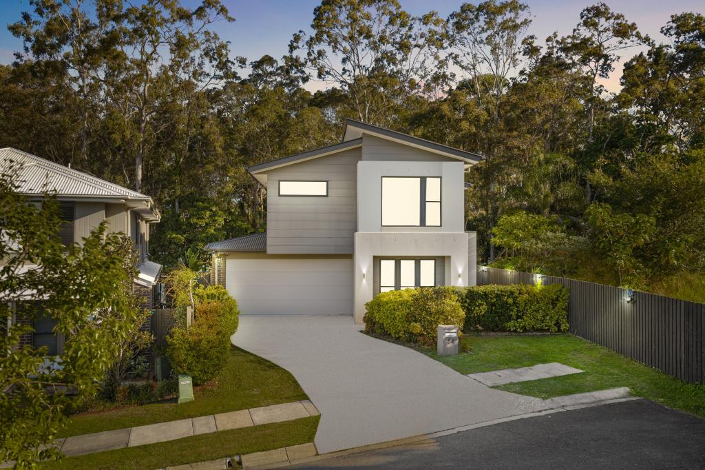 54 Kansas St, Bridgeman Downs, QLD 4035