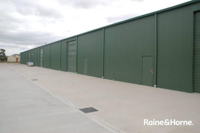 Shed F, 52 Lee St, Kelso, NSW 2795