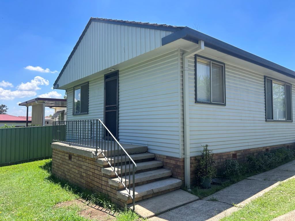 2/9 Adams St, Muswellbrook, NSW 2333