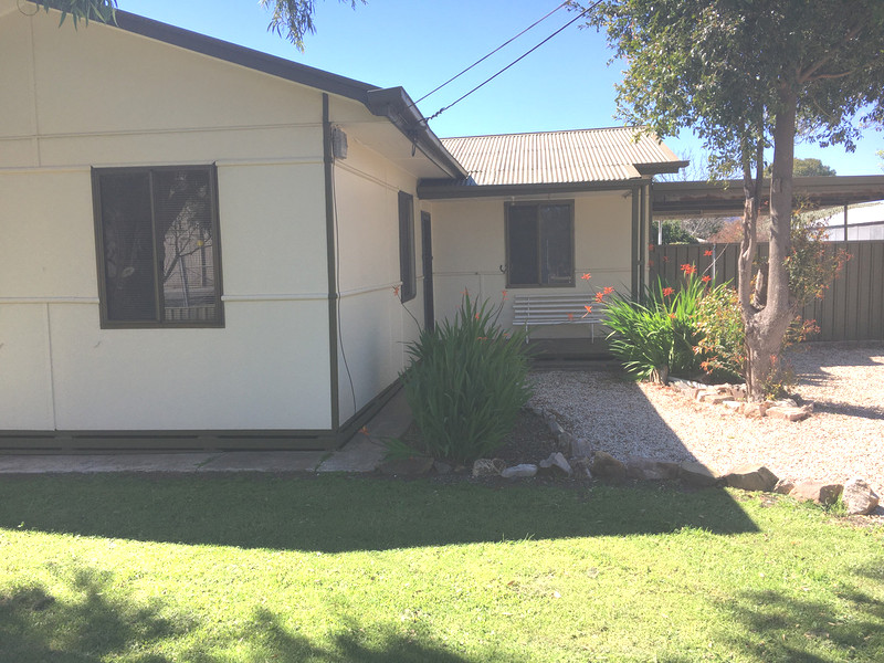 38 INNES RD, WINDSOR GARDENS, SA 5087