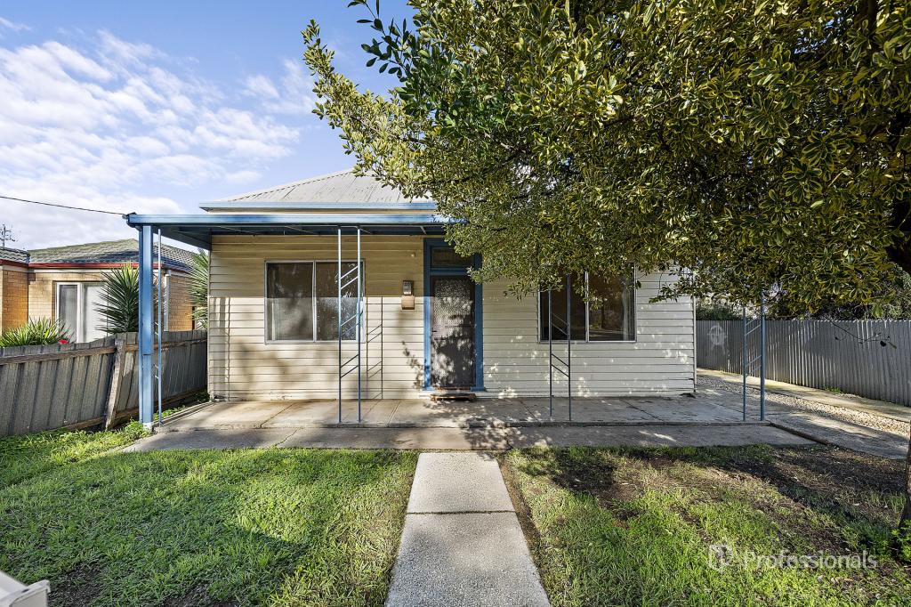 5 Nolan St, Maryborough, VIC 3465
