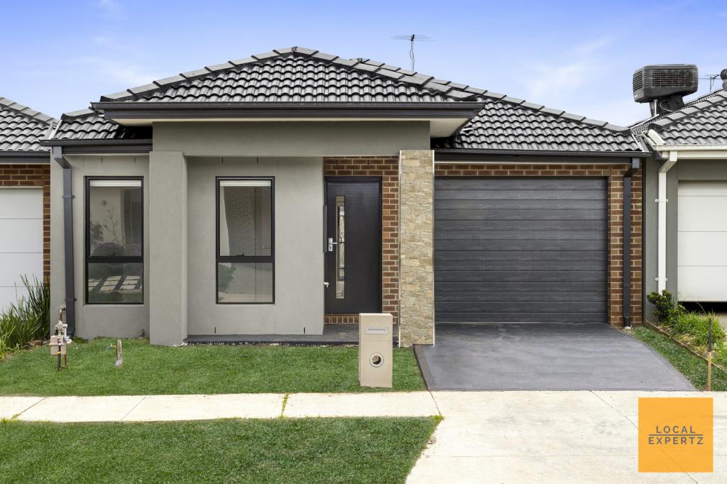 5 Akram Way, Rockbank, VIC 3335