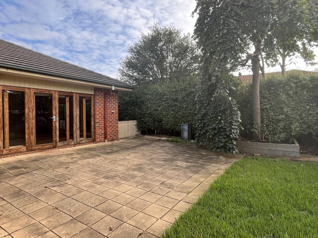 9 Bilston Ct, Highton, VIC 3216
