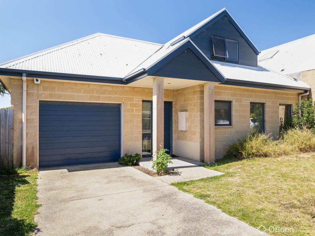 2A HAZELWOOD RD, SAN REMO, VIC 3925