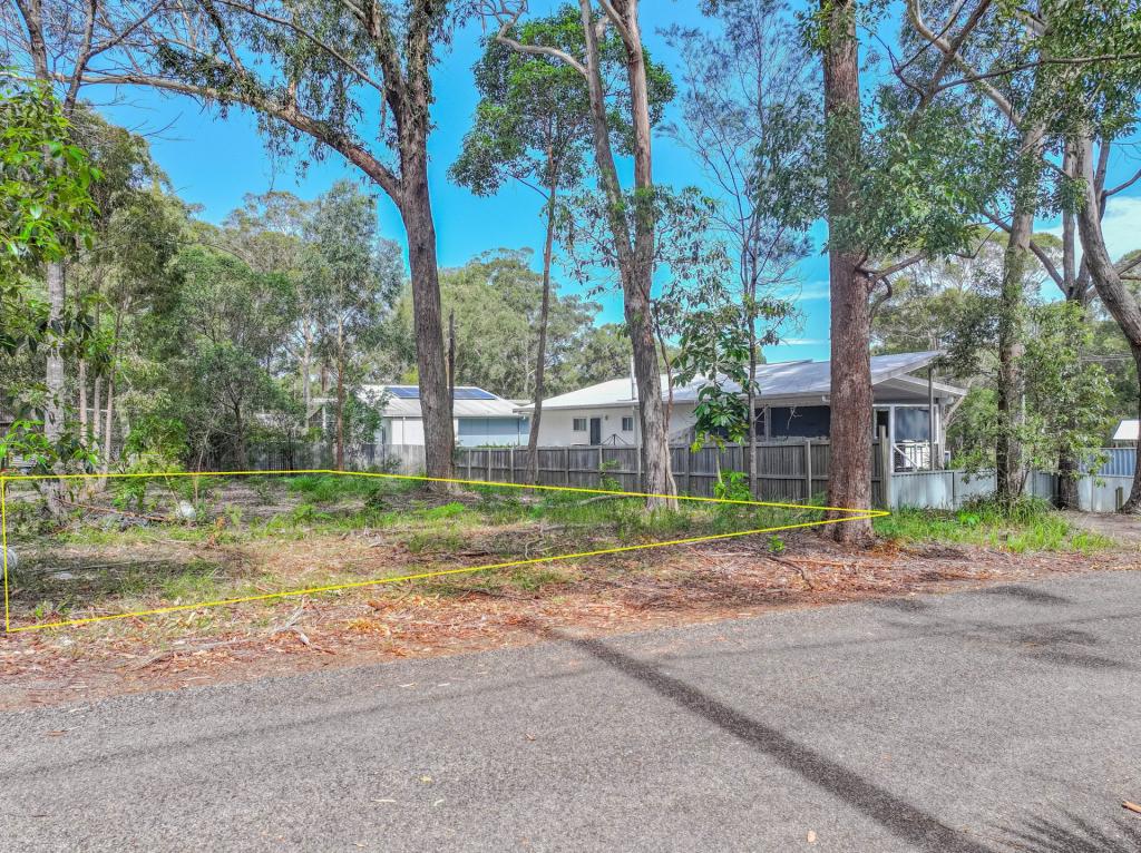 3 Pearl St, Russell Island, QLD 4184