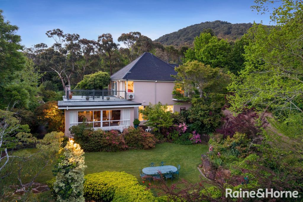 5 Governors Dr, Mount Macedon, VIC 3441