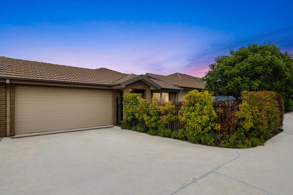 4/12 Maris King St, Casey, ACT 2913