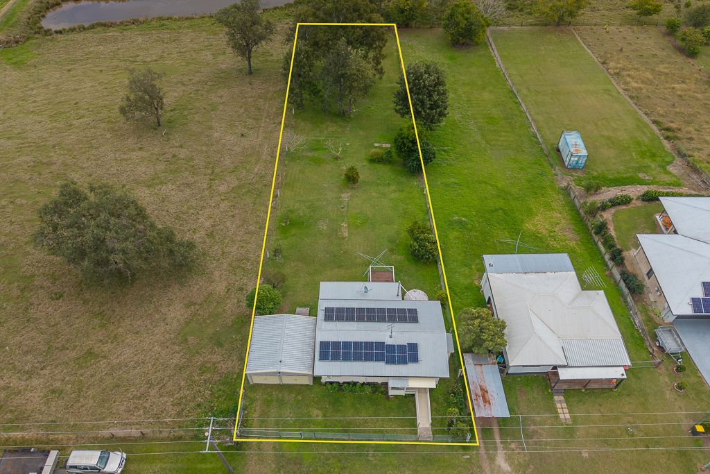 21 Ridge St, Kilcoy, QLD 4515