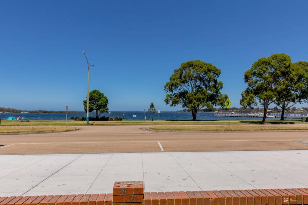 35 Esplanade, Paynesville, VIC 3880