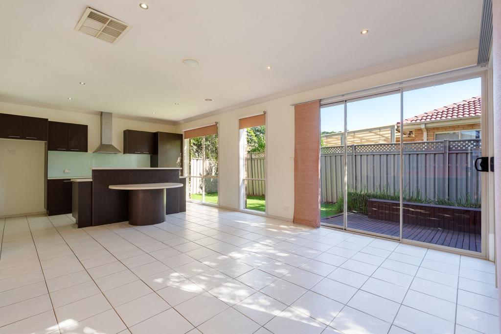 38 Liverpool Cct, Craigieburn, VIC 3064