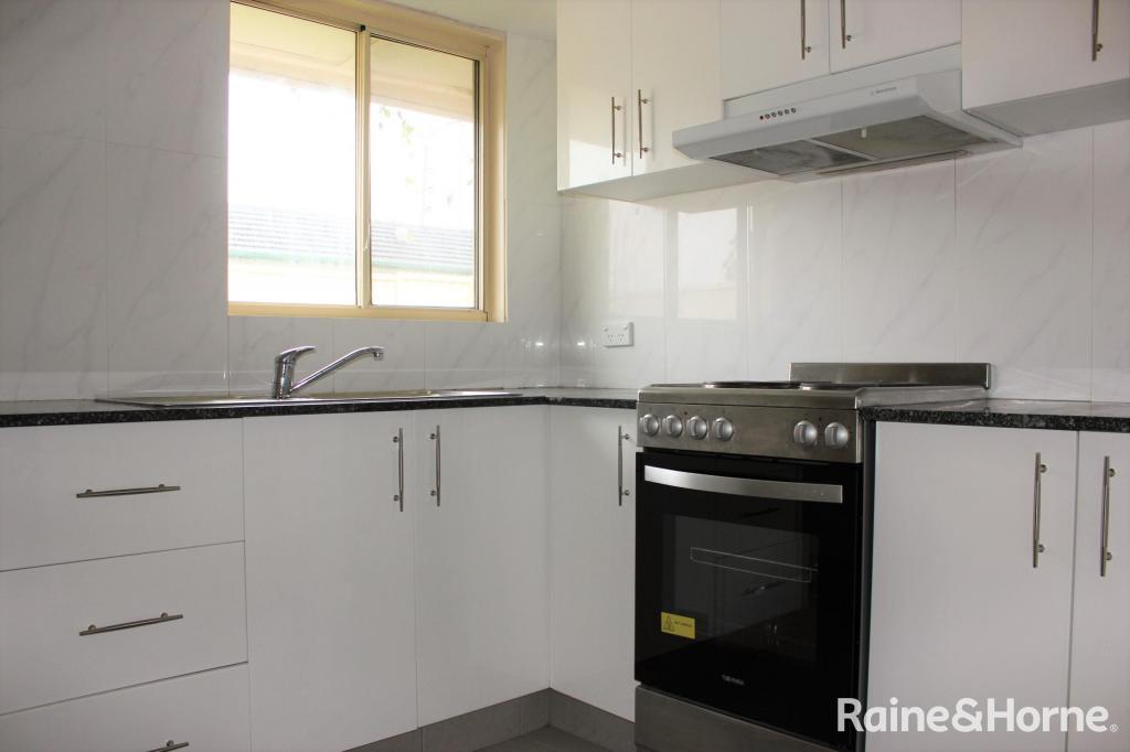 43 Coventry Rd, Cabramatta, NSW 2166