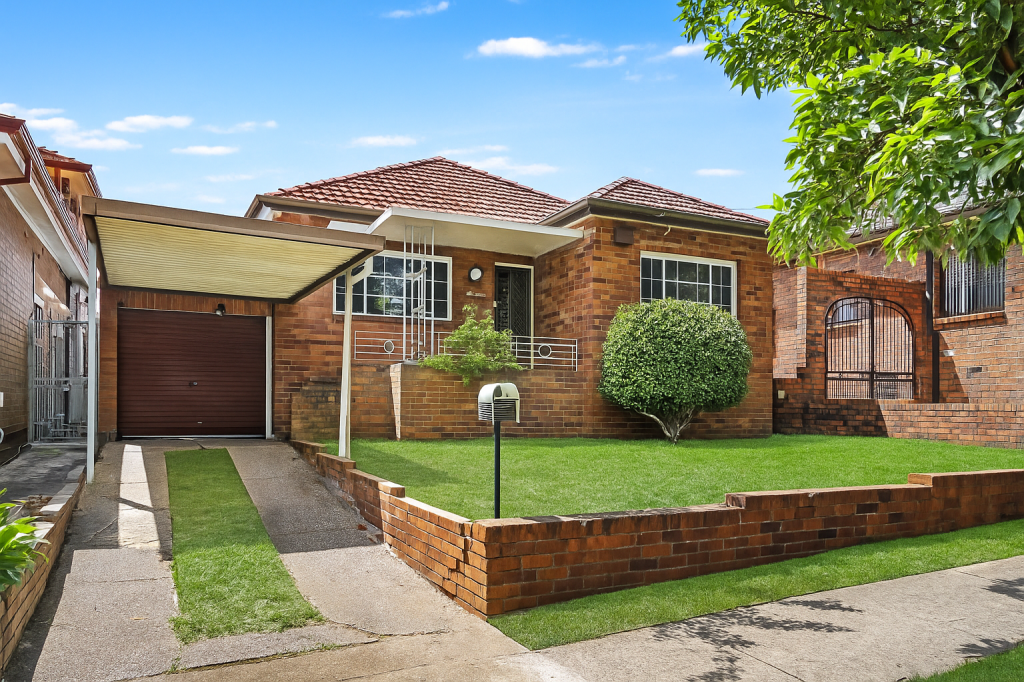44 Rosemeath Ave, Kingsgrove, NSW 2208