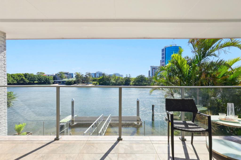 1/191 Stanhill Dr, Surfers Paradise, QLD 4217