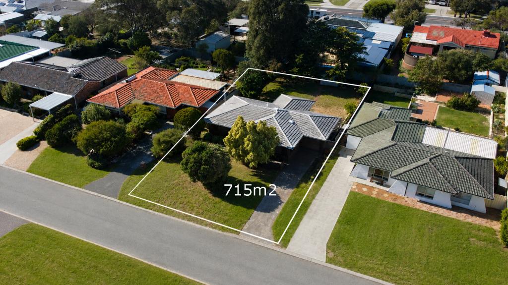 28 Mandalay Pl, Craigie, WA 6025