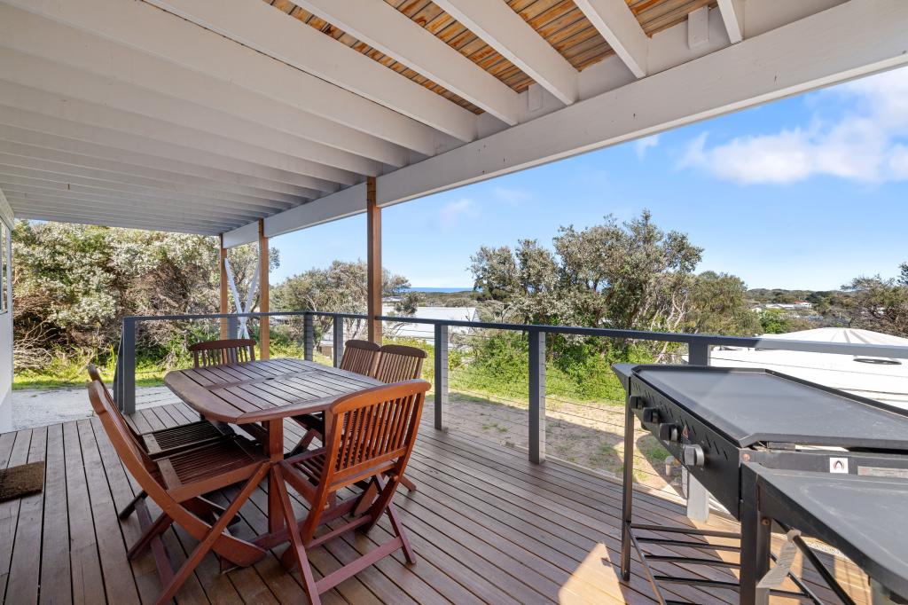 1 Rena Ct, Venus Bay, VIC 3956