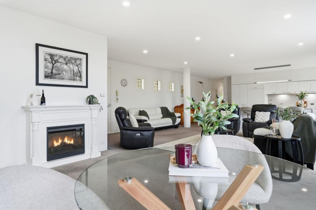 55b Sandy Bay Rd, Battery Point, TAS 7004