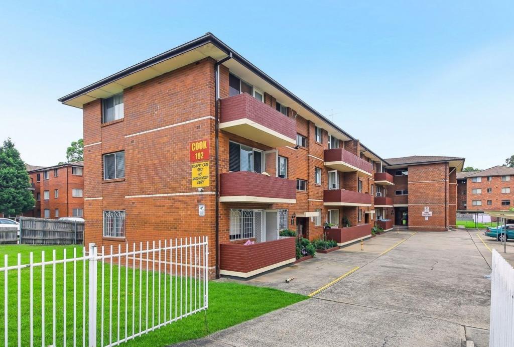 10/192 SANDAL CRES, CARRAMAR, NSW 2163