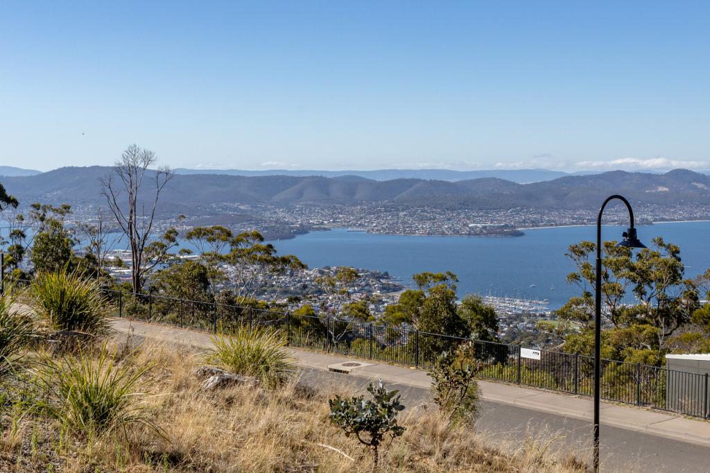 30 Hillcrest Rd, Tolmans Hill, TAS 7007