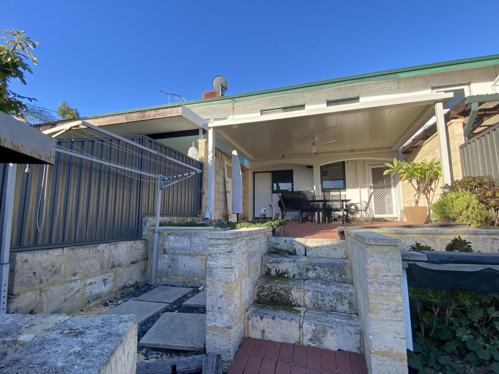 1a Myrtle Ave, Sorrento, WA 6020